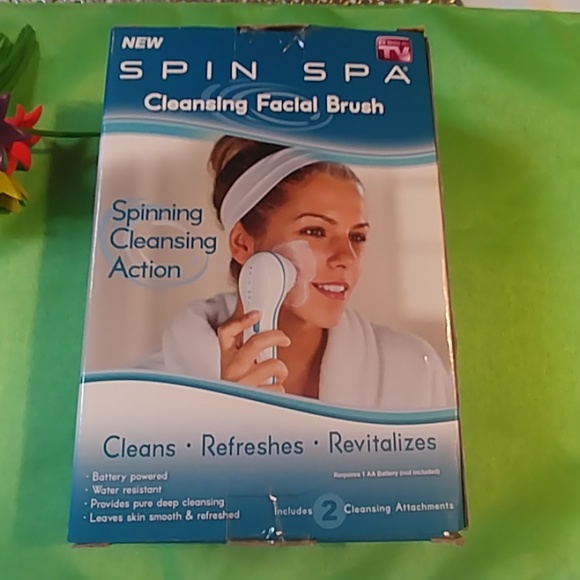 Spin Spa Accessories - Spin Spa Brush! NWOT!